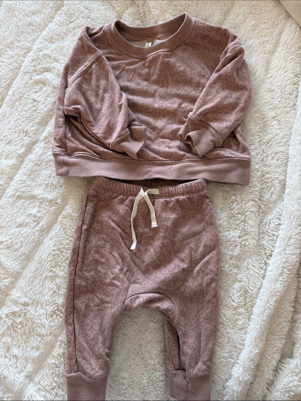 Gunamuna Jogger Set
